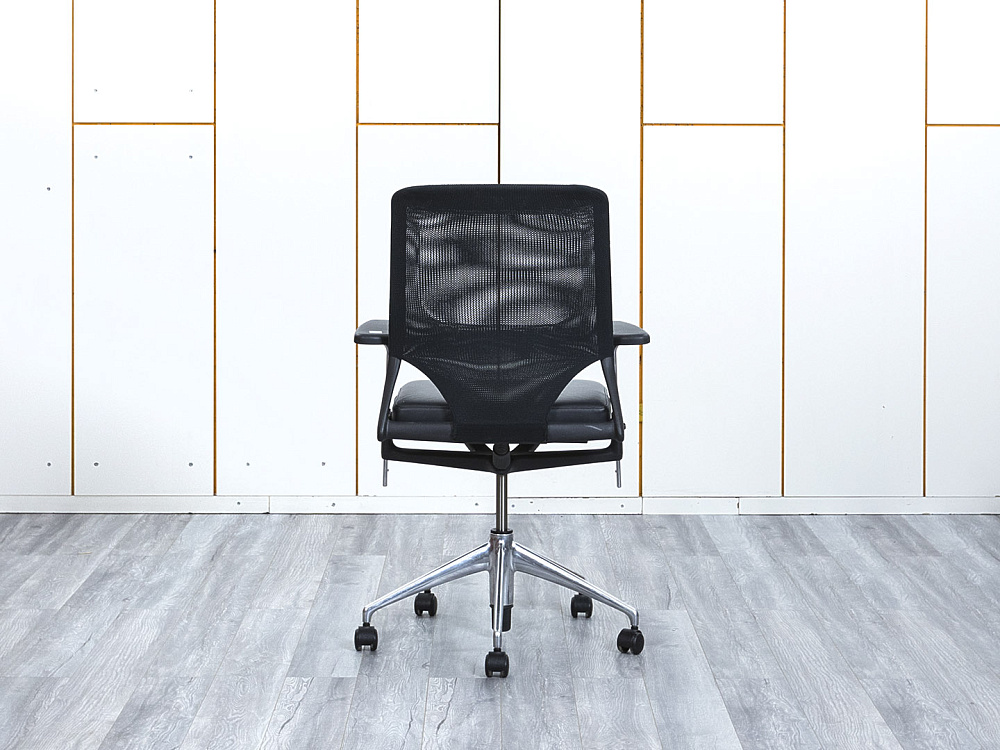 Офисное кресло для персонала  VITRA Сетка Черный   (КПСЧ1-21113)