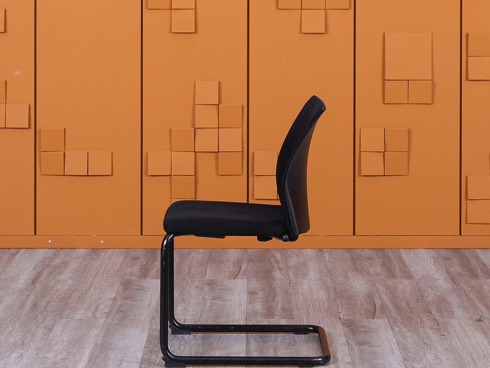 Офисный стул SteelCase ЛДСП Черный   (УДТЧ-05065)