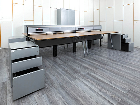 Комплект офисной мебели Herman Miller 3 200х1 800х1 000 ЛДСП Орех   (КОМХ-17082)