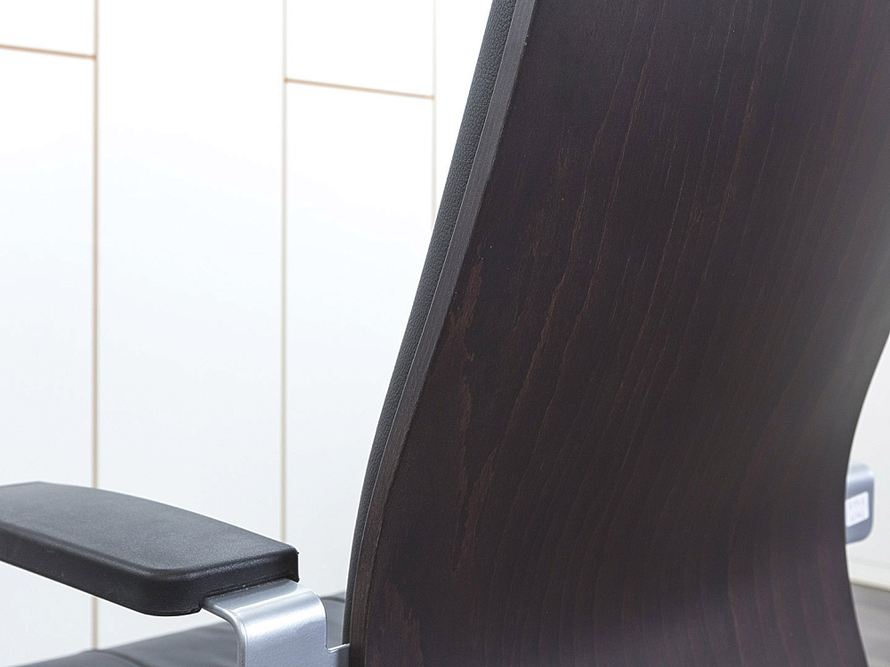 Офисное кресло руководителя  Sitland  Кожа Черный Madera B  (КРКЧ-10082)
